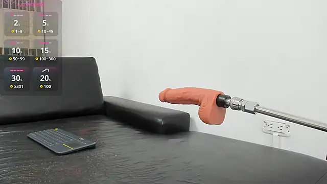 ElisabethMassey online show from November 2025 07:06:02 AM