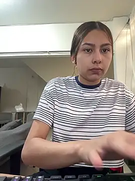 Im sophia1 online show from December 2024 02:10:01 PM