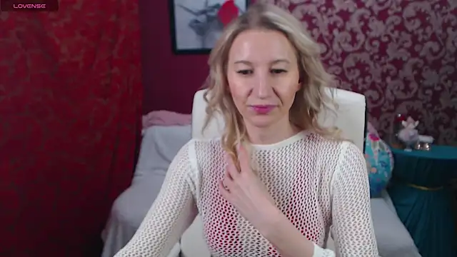 Sofia Soul online show from March 2025 07:38:02 PM