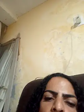 Snapshot of MaraVililhosa chatting on November 2025 02:39:01 AM MaraVililhosa online show from November 2025 02:39:01 AM