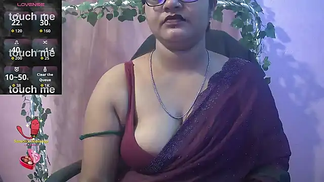Snapshot of Pari-new chatting on July 2026 04:22:02 AM Pari-new online show from July 2026 04:22:02 AM
