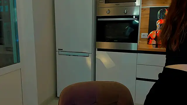 Snapshot of ameli_moon chatting on January 2025 01:09:01 PM ameli moon online show from January 2025 01:09:01 PM