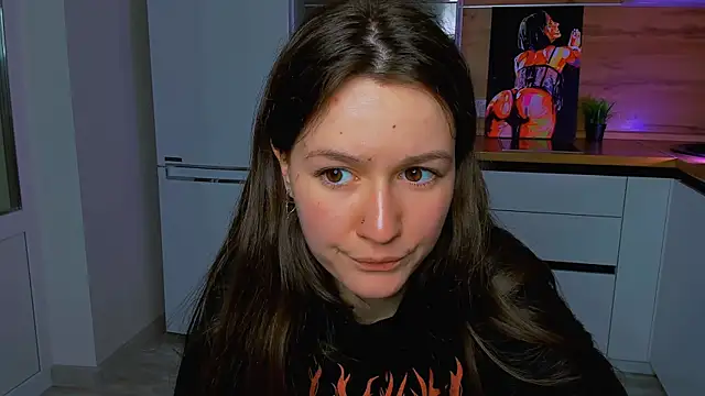 Snapshot of ameli_moon chatting on February 2025 04:51:01 PM ameli moon online show from February 2025 04:51:01 PM