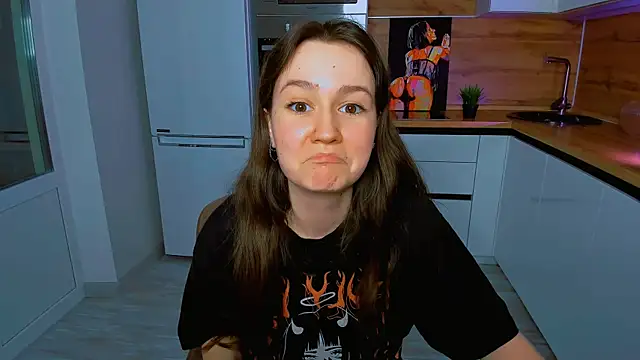 Snapshot of ameli_moon chatting on March 2025 06:56:02 PM ameli moon online show from March 2025 06:56:02 PM