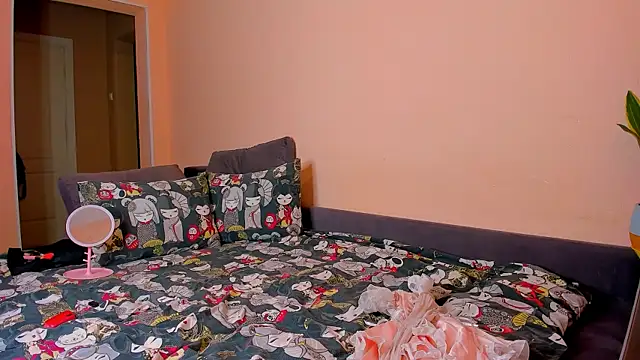 Snapshot of ameli_moon chatting on October 2025 07:08:01 PM ameli moon online show from October 2025 07:08:01 PM