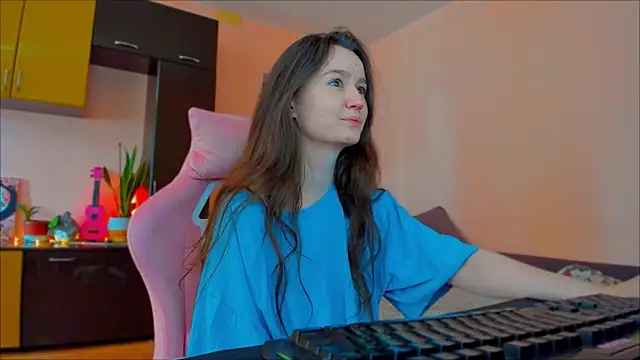 Snapshot of ameli_moon chatting on July 2026 06:42:02 AM ameli moon online show from July 2026 06:42:02 AM