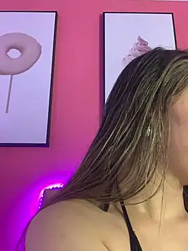 Snapshot of Sophie_LS chatting on February 2025 06:11:02 AM Sophie LS online show from February 2025 06:11:02 AM