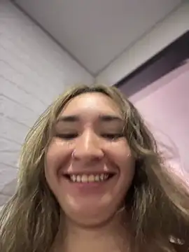Snapshot of Sophie_LS chatting on February 2025 03:13:02 AM Sophie LS online show from February 2025 03:13:02 AM