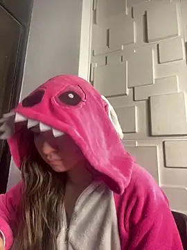 Snapshot of Sophie_LS chatting on February 2025 03:00:02 AM Sophie LS online show from February 2025 03:00:02 AM