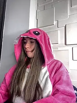 Snapshot of Sophie_LS chatting on February 2025 02:58:01 AM Sophie LS online show from February 2025 02:58:01 AM