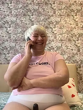 Laura Millf online show from February 2025 07:09:02 AM