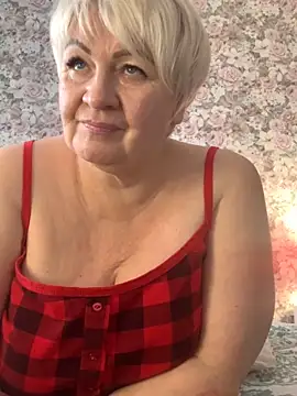 Laura Millf online show from February 2025 01:28:01 PM