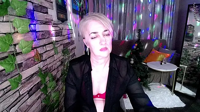 Snapshot of Hot_Girl87 chatting on January 2025 09:47:01 PM Hot Girl87 online show from January 2025 09:47:01 PM