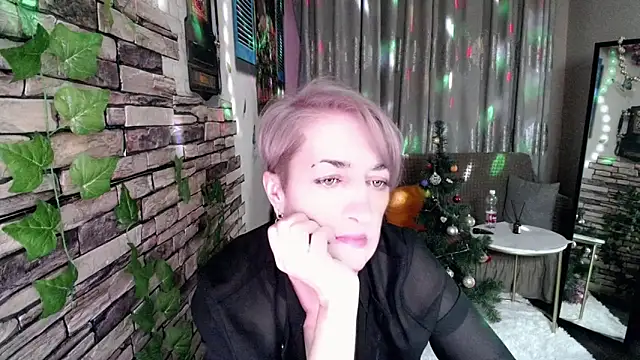 Snapshot of Hot_Girl87 chatting on January 2025 12:35:02 AM Hot Girl87 online show from January 2025 12:35:02 AM