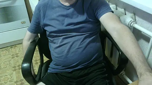 Snapshot of AlDON59 chatting on October 2025 06:37:01 PM AlDON59 online show from October 2025 06:37:01 PM