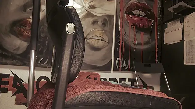 dani4334 online show from February 2026 09:22:01 PM