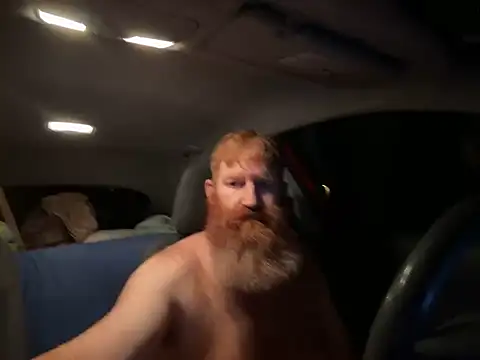 Redfurr69 online show from December 2024 06:04:02 AM