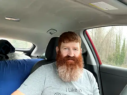 Redfurr69 online show from December 2024 09:52:02 PM