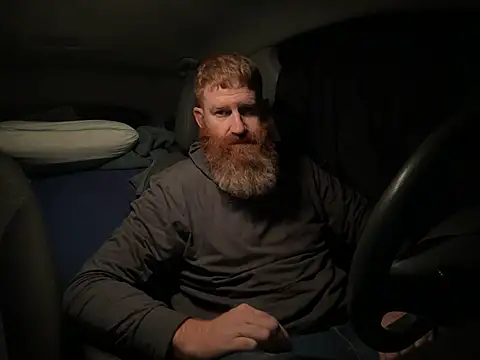 Redfurr69 online show from December 2024 02:15:01 AM