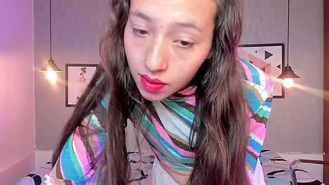 Snapshot of Valeria_roussi chatting on December 2024 04:09:02 PM Valeria roussi online show from December 2024 04:09:02 PM