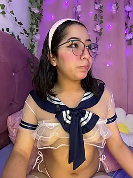 Snapshot of anni_ross chatting on June 2026 08:01:01 PM anni ross online show from June 2026 08:01:01 PM