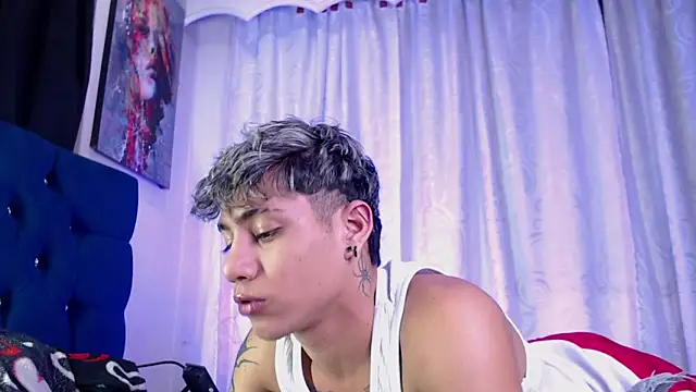 Snapshot of Sexys_Boys_Hot1 chatting on May 2026 01:55:01 AM Sexys Boys Hot1 online show from May 2026 01:55:01 AM