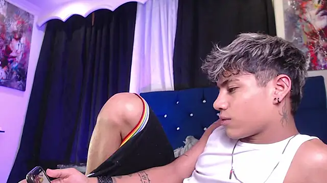 Snapshot of Sexys_Boys_Hot1 chatting on May 2026 09:16:01 PM Sexys Boys Hot1 online show from May 2026 09:16:01 PM