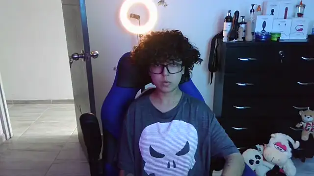 thomascooper7 online show from October 2025 06:52:02 PM