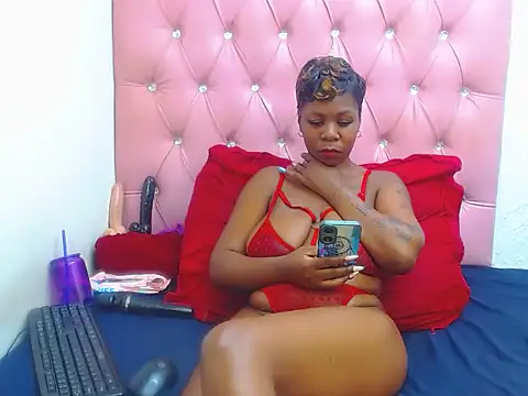 DarkGorgeous online show from November 2025 04:56:01 AM