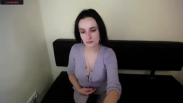 LaimaV  online show from October 2025 11:31:01 AM