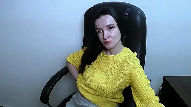 LaimaV  online show from January 2026 12:32:02 PM