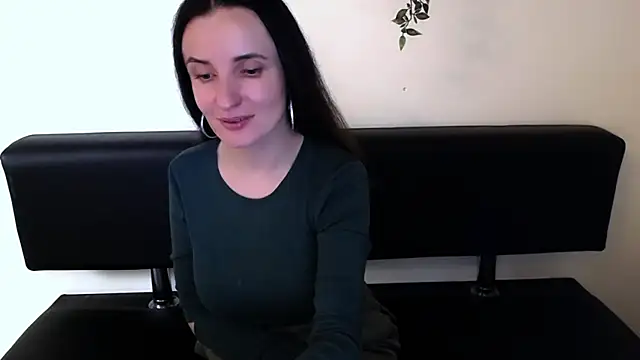 LaimaV  online show from April 2026 09:57:02 PM