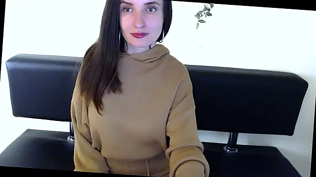 LaimaV  online show from April 2026 10:26:02 PM