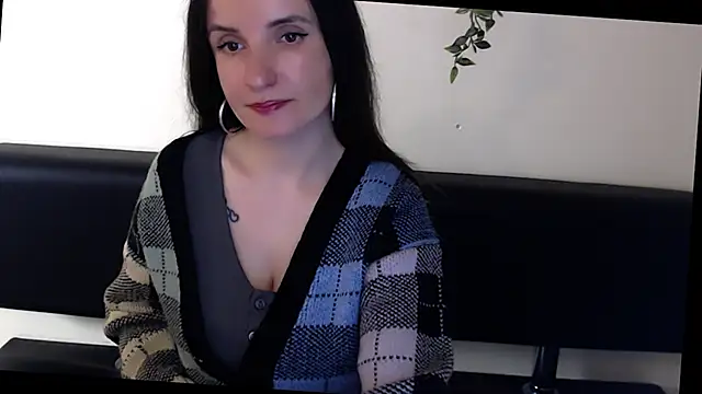 LaimaV  online show from May 2026 10:04:02 PM