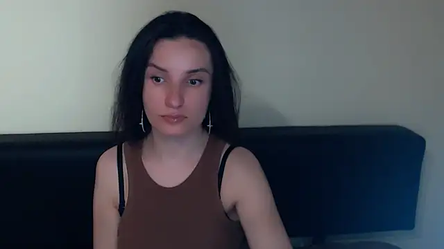 LaimaV  online show from May 2026 03:18:02 PM