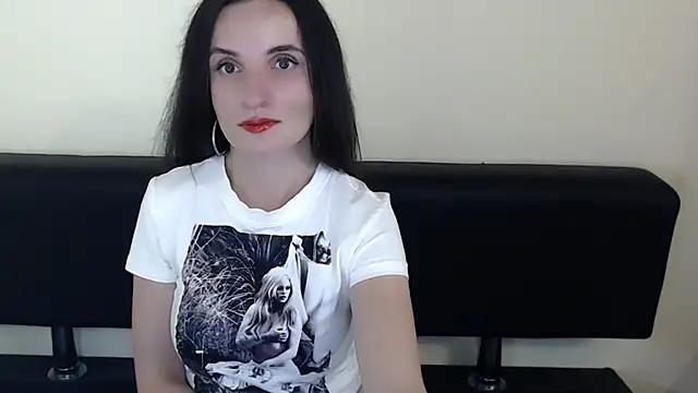 LaimaV  online show from June 2026 04:42:01 PM