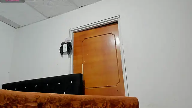 Snapshot of chloe_evanx_ chatting on January 2025 07:18:02 PM chloe evanx online show from January 2025 07:18:02 PM