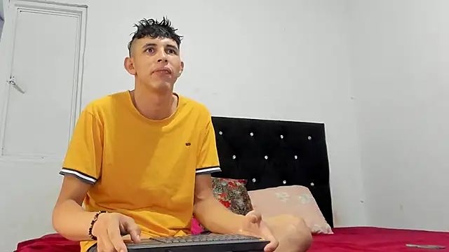 Snapshot of chloe_evanx_ chatting on January 2025 07:07:01 PM chloe evanx online show from January 2025 07:07:01 PM