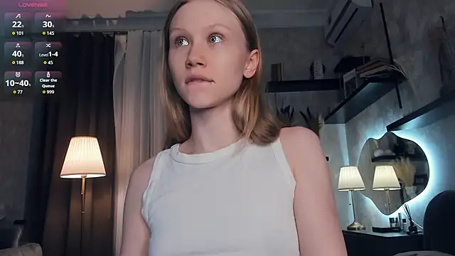 AnitaaClark online show from October 2025 07:33:02 PM