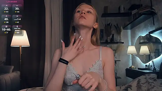 AnitaaClark online show from October 2025 08:06:02 PM