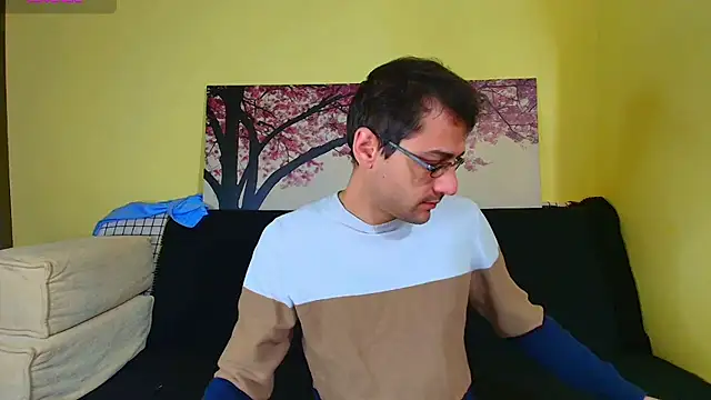 HungEddy online show from November 2025 08:00:01 PM