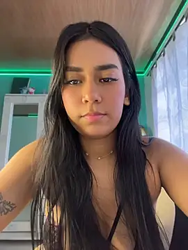Snapshot of ALANAH_KITTY chatting on May 2026 08:04:02 PM ALANAH KITTY online show from May 2026 08:04:02 PM