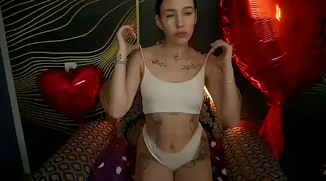 NikkiGoldSide online show from March 2025 05:05:01 PM