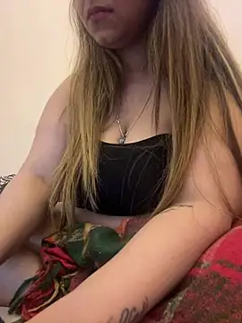 Snapshot of maskinamy chatting on December 2024 12:07:01 AM maskinamy online show from December 2024 12:07:01 AM