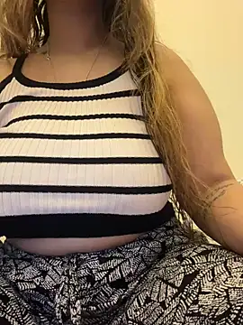 Snapshot of maskinamy chatting on December 2024 08:42:02 PM maskinamy online show from December 2024 08:42:02 PM