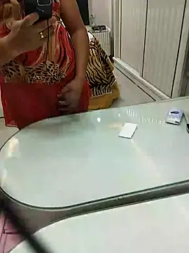 zebrawyzeb online show from December 2024 04:46:02 PM