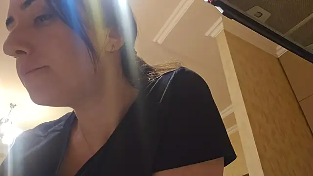 AlejandraDelaney online show from April 2026 03:09:02 PM