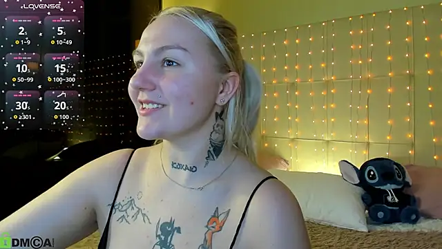 Snapshot of Debbie_Taylor chatting on May 2026 05:20:01 PM Debbie Taylor online show from May 2026 05:20:01 PM
