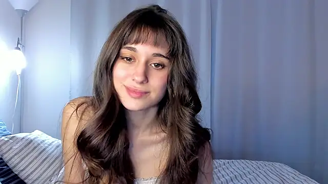 erika hoiree online show from November 2025 07:11:02 AM