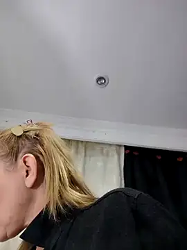 issa soto  online show from March 2026 11:33:01 PM